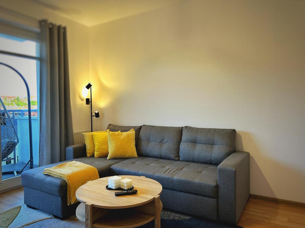 גדינייה Cozy Hill Modern Box Apartment מראה חיצוני תמונה
