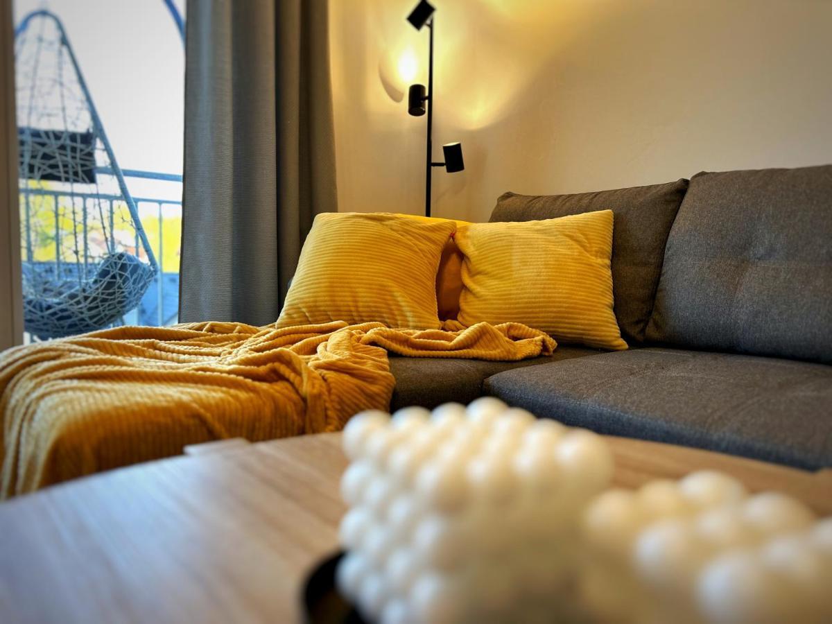 גדינייה Cozy Hill Modern Box Apartment מראה חיצוני תמונה